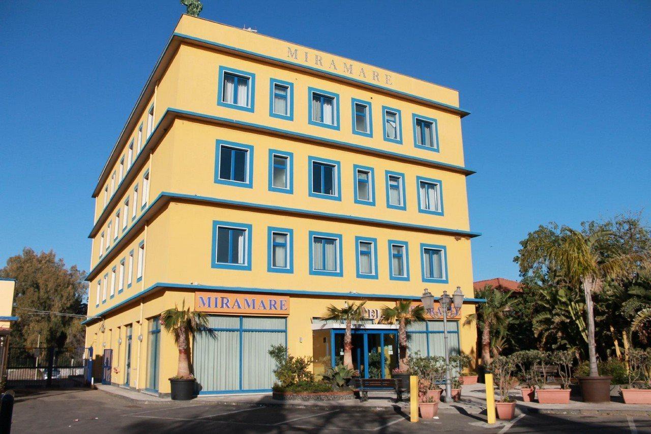 Miramare Hotel Catánia Buitenkant foto