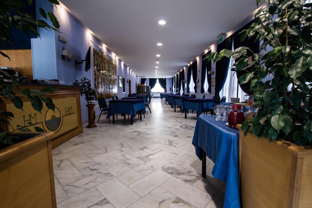 Miramare Hotel Catánia Buitenkant foto