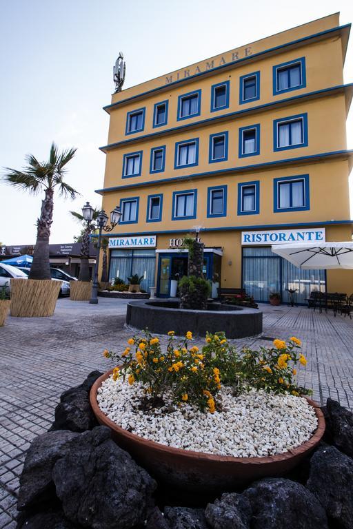 Miramare Hotel Catánia Buitenkant foto