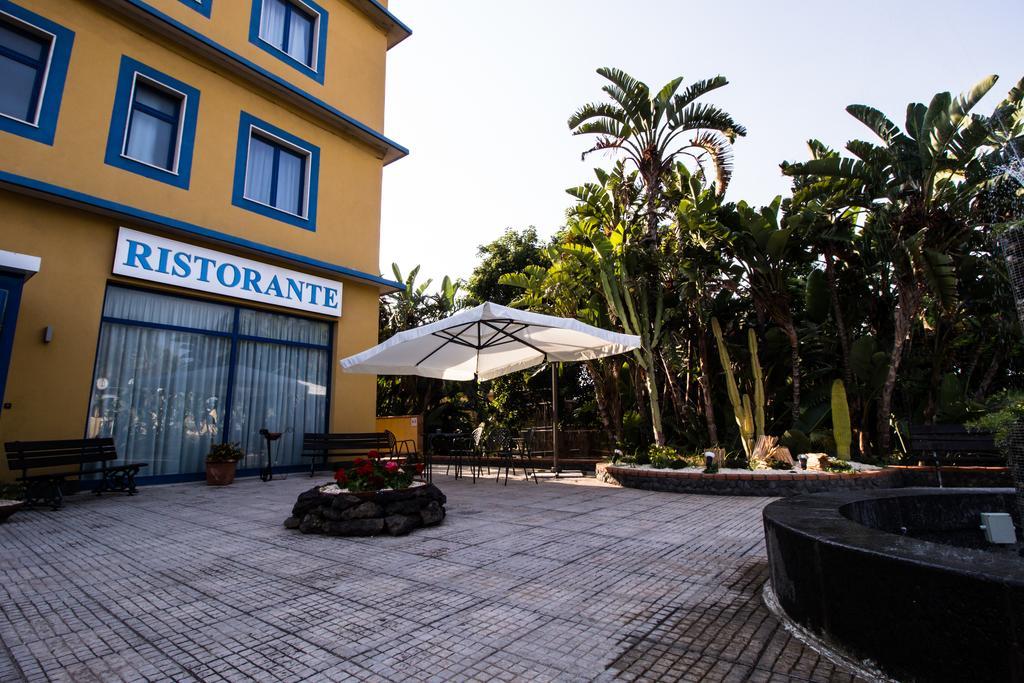 Miramare Hotel Catánia Buitenkant foto